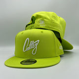 Snapback - 1Liner in WHITE Classic Puff on “Highlighter Yellow”