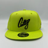 Snapback - 1Liner in BLACK Classic Puff on “Highlighter Yellow”